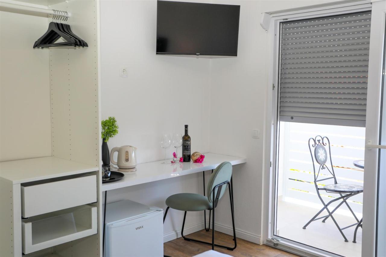 Stella Maris, Hvar - Rooms With A Balcony And A Stunning Sea View Hvar Town Esterno foto
